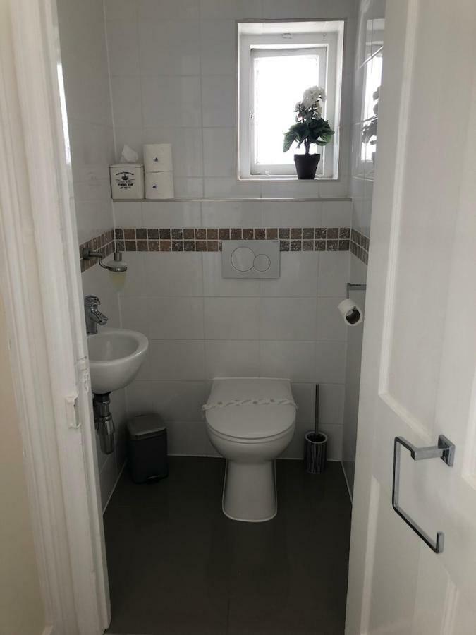 Broadway House Luxury Serviced Rooms Exeter Exterior photo
